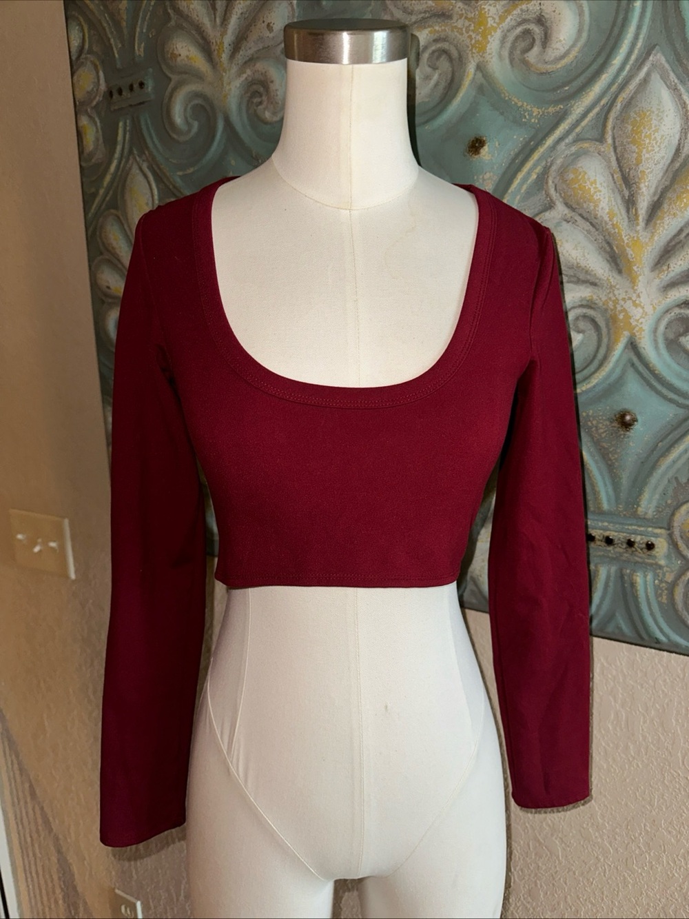 wild fable Burgundy Long Sleeve Scoop Neck Crop Top